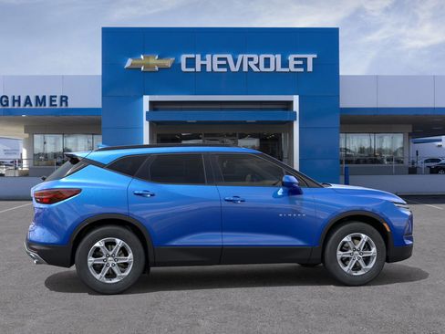 Used 2025 Chevrolet Blazer LT w/ Convenience Package image 39