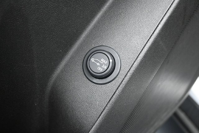 Used 2024 Chevrolet Equinox LT AWD/4WD image 14
