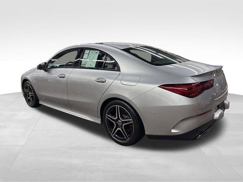 Used 2025 Mercedes-Benz CLA 250 4MATIC image 3