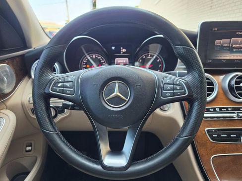Used 2015 Mercedes-Benz C 300 4MATIC Sedan image 18