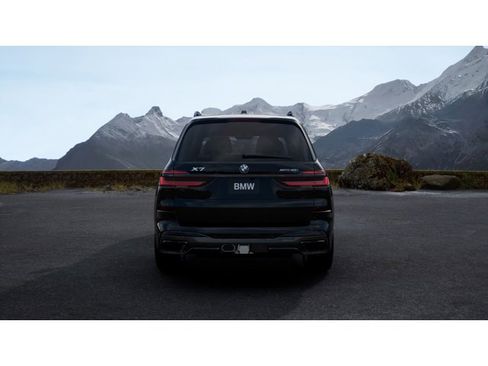 New 2026 BMW X7 xDrive40i image 5