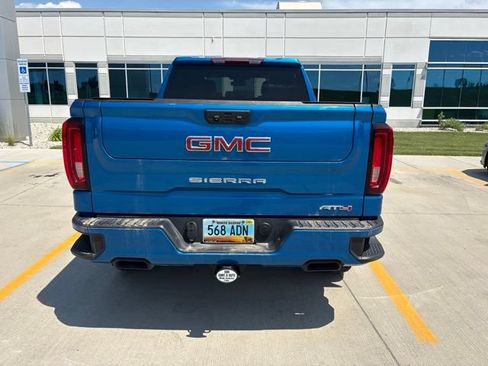 Used 2022 GMC Sierra 1500 AT4 AWD/4WD image 2