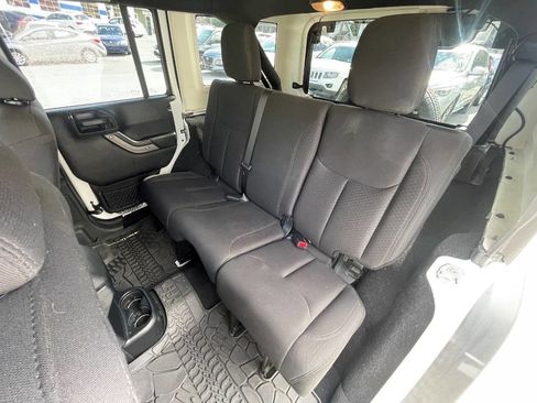 Used 2017 Jeep Wrangler Unlimited Sport w/ Quick Order Package 24S image 21