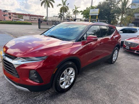 Used 2020 Chevrolet Blazer LT FWD image 2