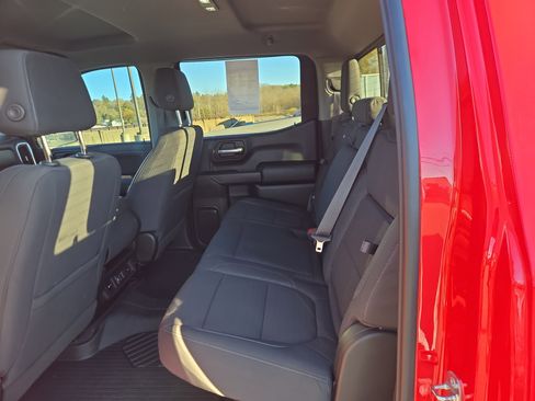 Used 2021 Chevrolet Silverado 1500 LT image 13