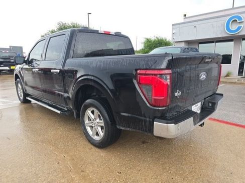 Certified 2024 Ford F150 XLT w/ Mobile Office Package RWD image 4