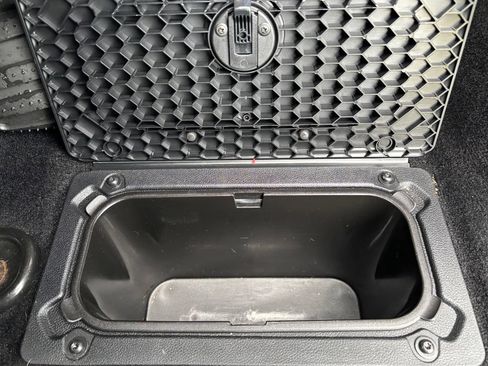 Used 2014 RAM 1500 Outdoorsman AWD/4WD image 16