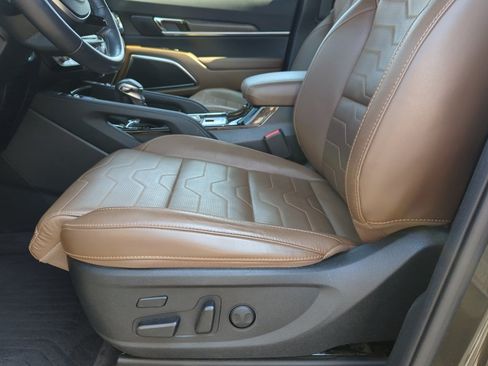 Used 2020 Kia Telluride SX w/ SX Prestige Package AWD/4WD image 11