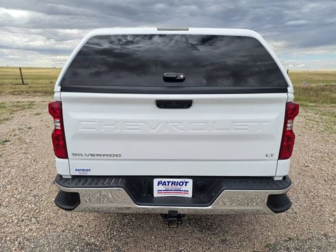 Used 2024 Chevrolet Silverado 1500 LT AWD/4WD image 4