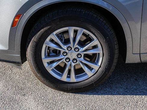 Used 2025 Cadillac XT6 Luxury image 9