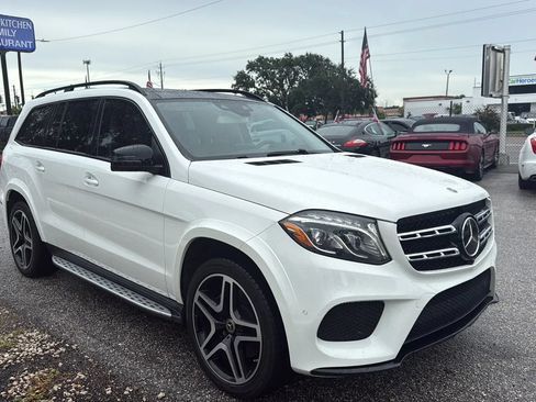 Used 2018 Mercedes-Benz GLS 550 4MATIC image 4