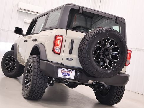 New 2026 Ford Bronco 4-Door AWD/4WD image 28