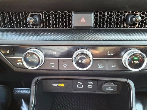 Used 2024 Honda CR-V EX image 29