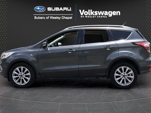 Used 2017 Ford Escape Titanium FWD image 5