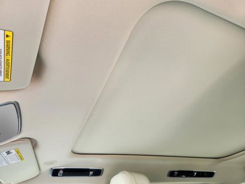 New 2026 Land Rover Range Rover Long Wheelbase SE image 25