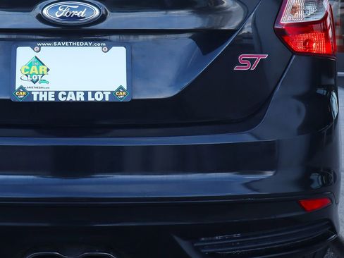 Used 2014 Ford Focus ST image 20