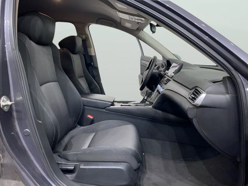 Used 2018 Honda Accord LX image 21