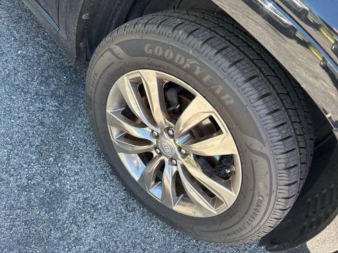 Used 2012 Kia Sorento SX w/ SX Premium Pkg AWD/4WD image 5