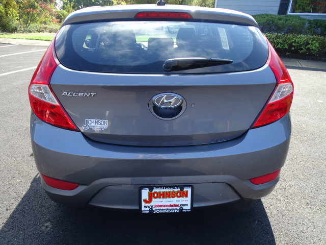 Used 2014 Hyundai Accent GS FWD image 16