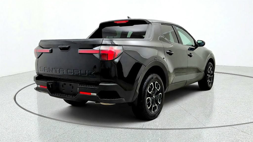 Used 2022 Hyundai Santa Cruz SEL FWD image 5