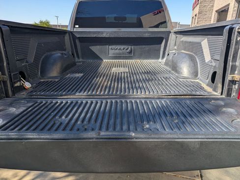 Used 2022 RAM 2500 Big Horn AWD/4WD image 32
