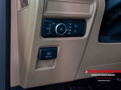 Used 2023 Ford F150 XLT image 24