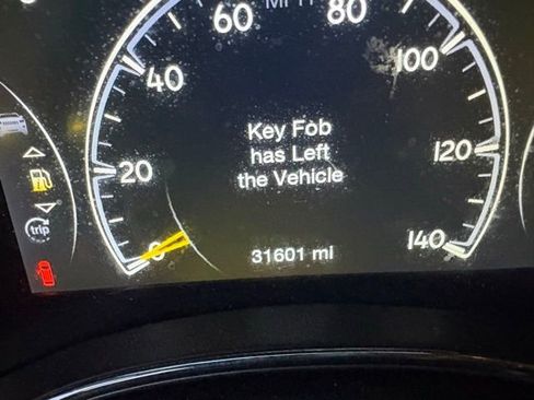 Used 2021 Jeep Grand Cherokee Laredo X image 13