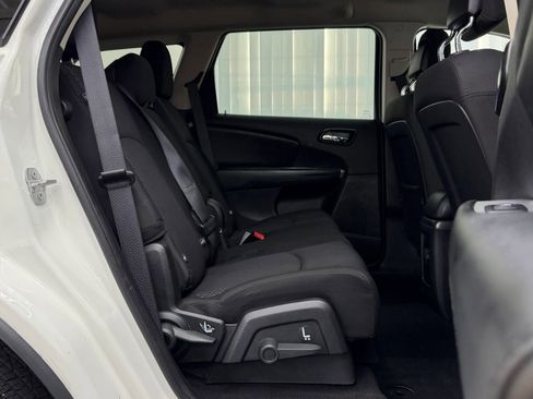 Used 2015 Dodge Journey SXT w/ Flexible Seating Group image 13