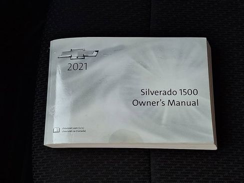 Used 2021 Chevrolet Silverado 1500 Custom Trail Boss AWD/4WD image 25