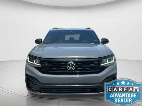 Used 2023 Volkswagen Atlas Cross Sport SEL R-Line AWD/4WD image 2