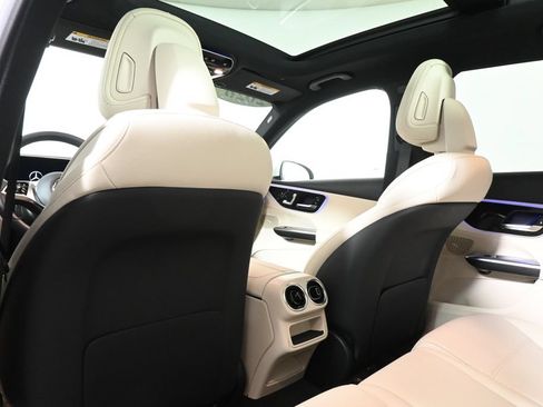 Certified 2026 Mercedes-Benz GLC 300 4MATIC image 30