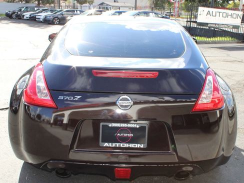 Used 2014 Nissan 370Z Coupe image 10