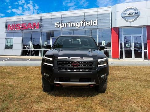 New 2025 Nissan Frontier PRO-4X w/ Interior Protection Package image 2