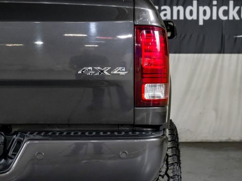 Used 2018 RAM 2500 Laramie w/ Sport Appearance Group image 43