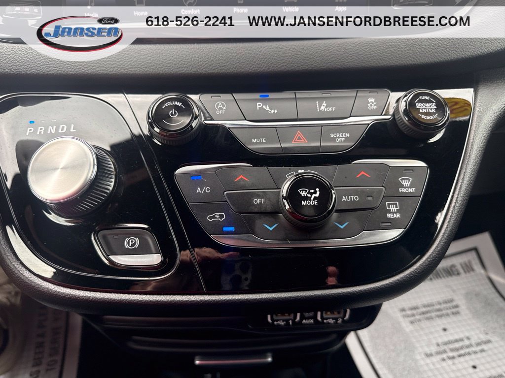 Used 2025 Chrysler Pacifica Select FWD image 22