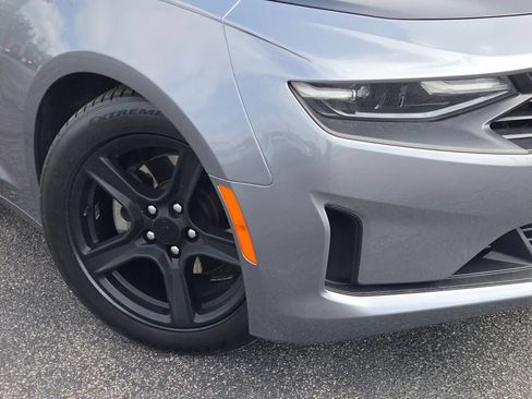 Used 2020 Chevrolet Camaro LT RWD image 3