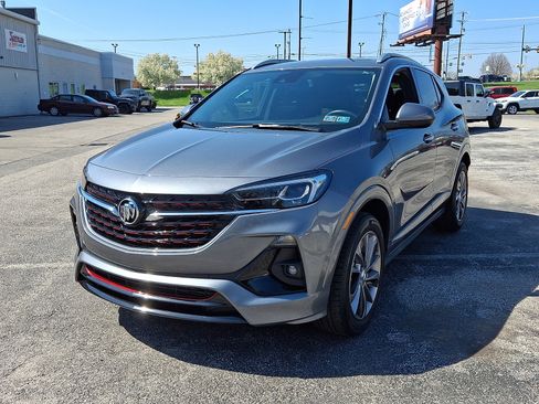 Used 2021 Buick Encore GX Essence w/ Sport Touring Package FWD image 5