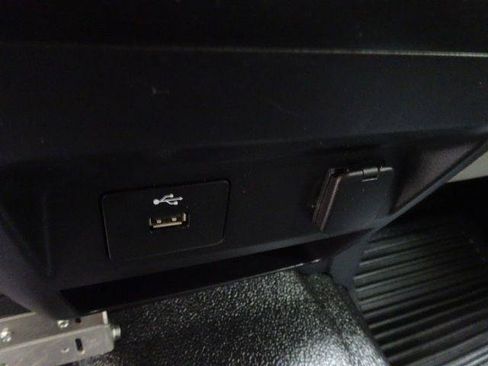 Used 2019 Ford F250 XL w/ Power Equipment Group AWD/4WD image 34
