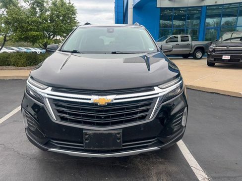 Used 2023 Chevrolet Equinox LT image 2