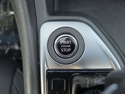 Used 2024 Nissan Sentra SV FWD image 27