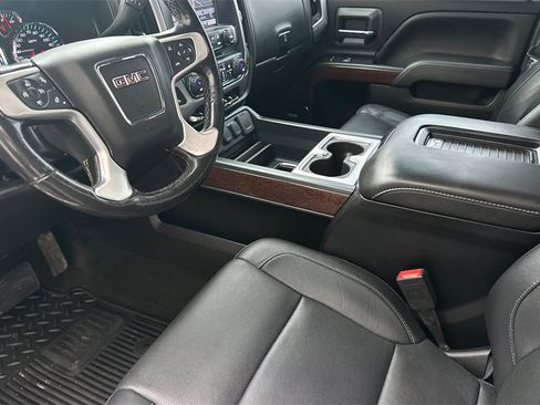 Used 2018 GMC Sierra 2500 SLT w/ Duramax Plus Package image 11