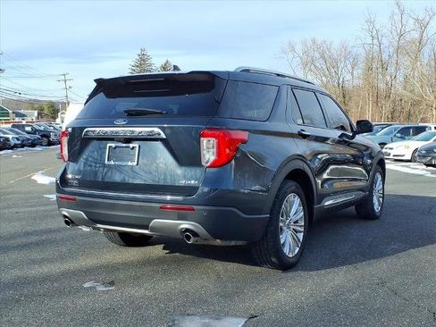Certified 2023 Ford Explorer Limited w/ Limited Technology Package image 3
