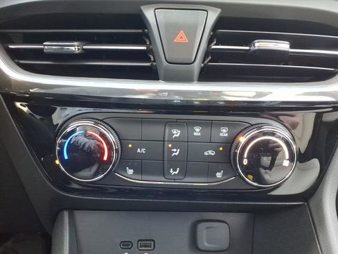 Certified 2026 Buick Encore GX Sport Touring w/ Comfort Package image 22