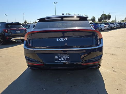New 2025 Kia EV6 Wind image 7