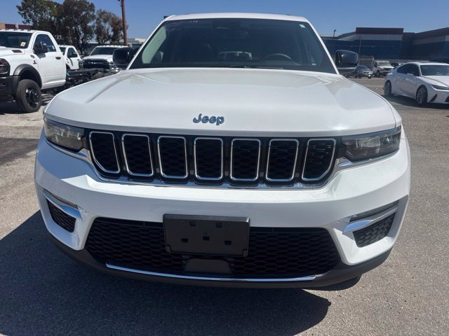 Used 2023 Jeep Grand Cherokee 4WD 4xe image 2