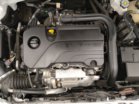 Used 2025 Chevrolet Malibu LS FWD image 30