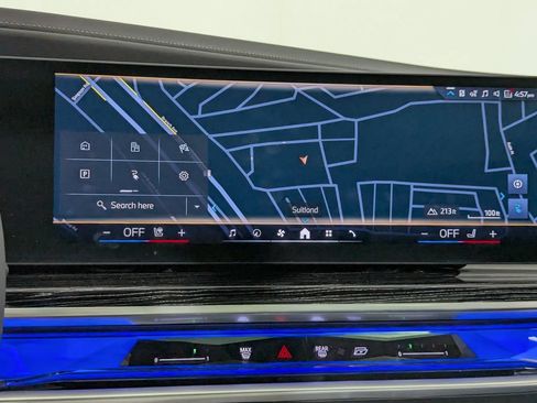 Used 2026 BMW i7 xDrive60 AWD/4WD image 23
