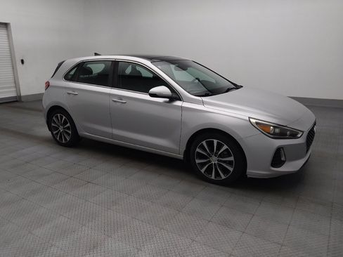 Used 2018 Hyundai Elantra GT w/ Tech Package 03 FWD image 11