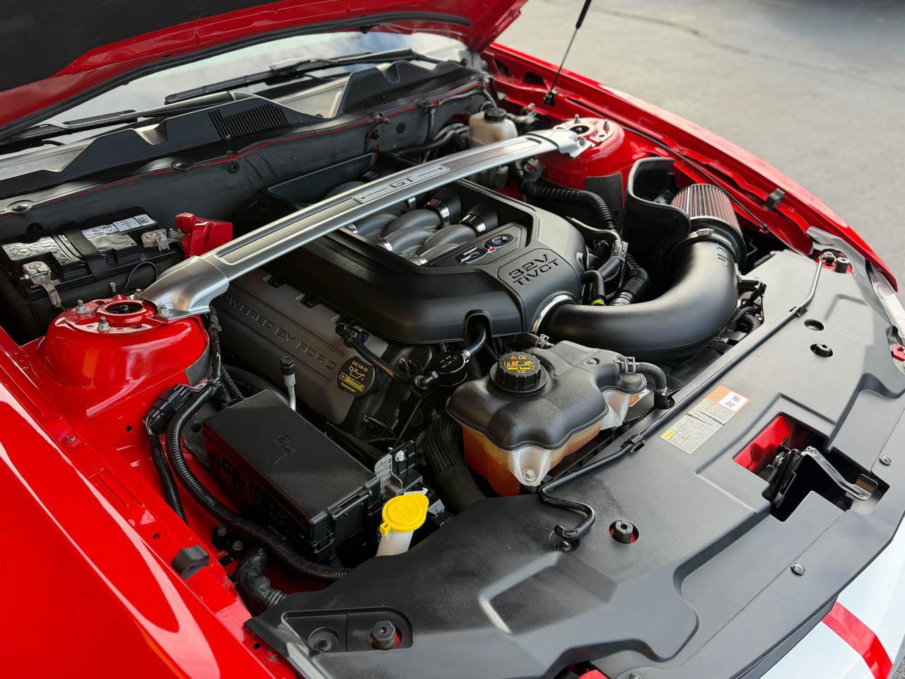 Used 2012 Ford Mustang GT RWD image 29
