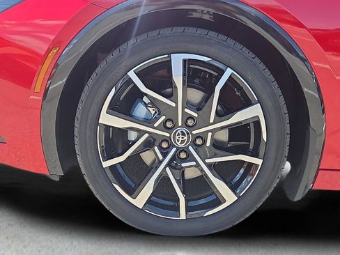 New 2026 Toyota Prius Plug-In Hybrid FWD image 9